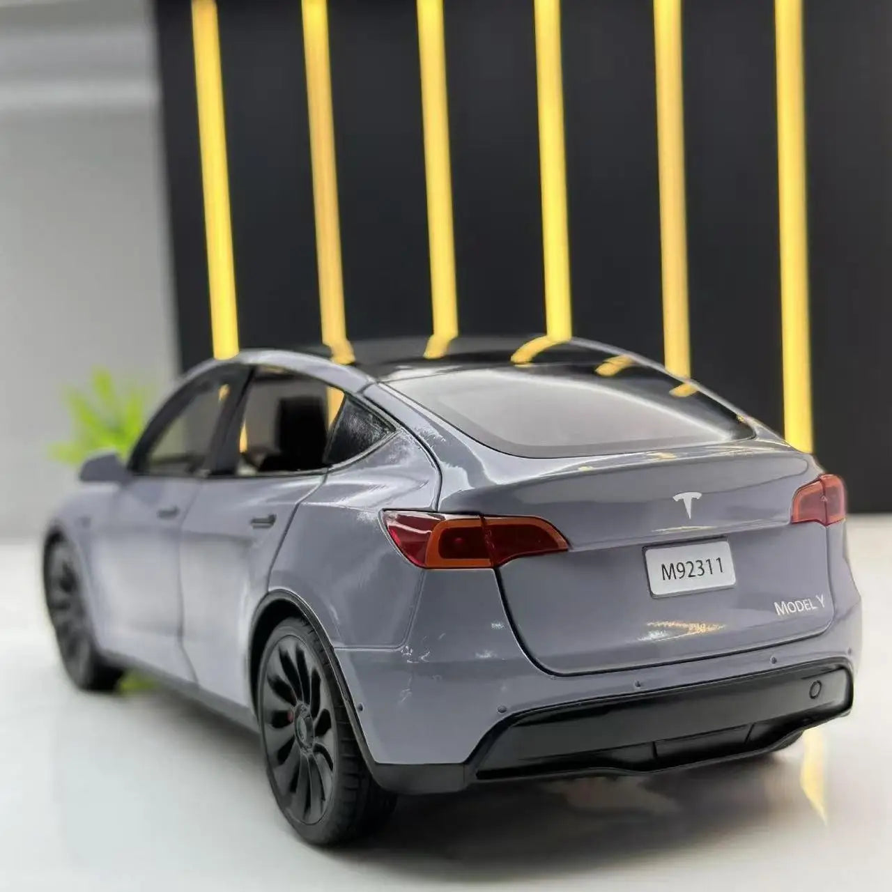 Tesla Model Y Model 3 con cargador - Nuevo 1:24